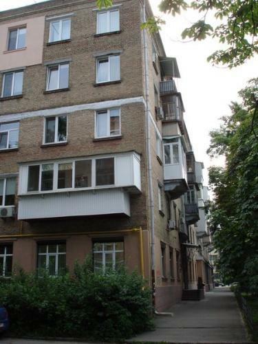 Киев, Хорольская ул., 19