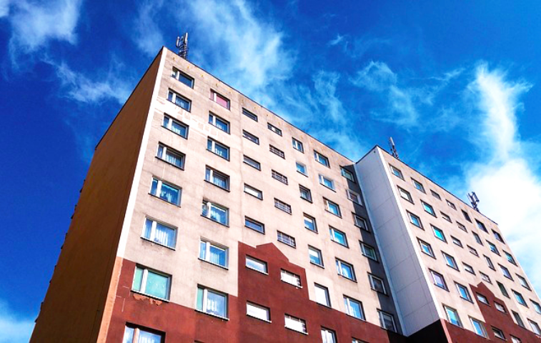 В Киеве начали выдавать гранты на утепление домов без ОСМД: подробности