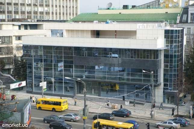 Киев, Львовская пл., 8Б