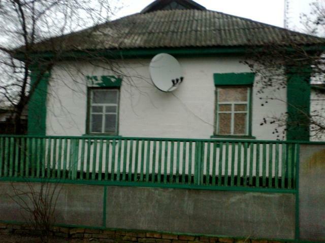 Черниговская обл., Козелецкий район, пгт Козелец, Комсомольская ул., 11