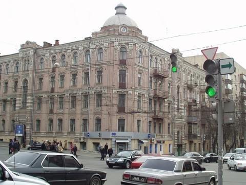 Киев, Льва Толстого ул., 47/107