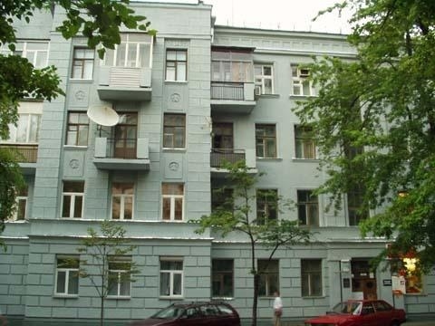 Киев, Лютеранская ул., 30Б