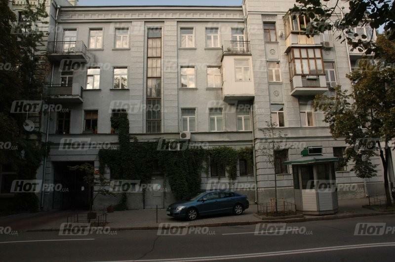 Киев, Лютеранская ул., 30Б