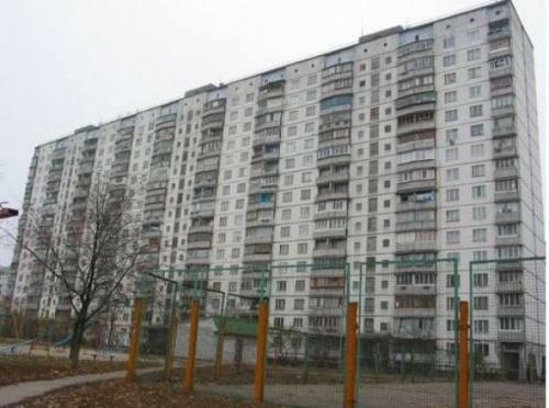 Київ, Маршала Малиновського вул., 7А