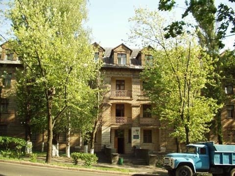 Киев, Джона Маккейна ул., 16