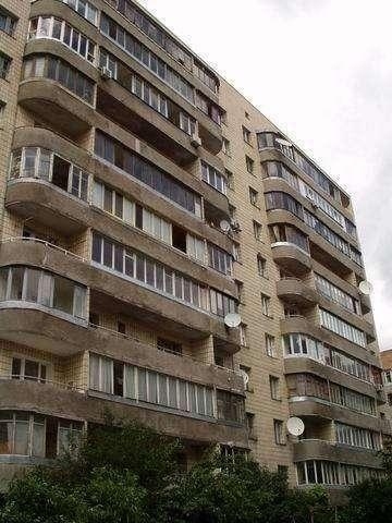 Київ, Івана Мазепи вул., 12Б