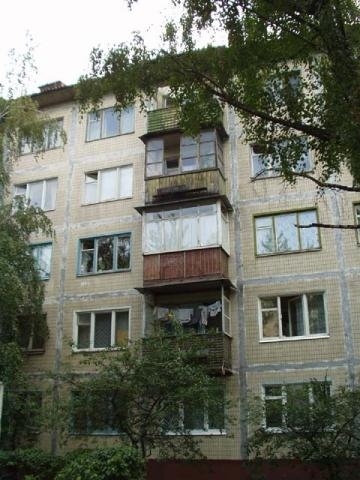 Киев, Перова бул., 25Б