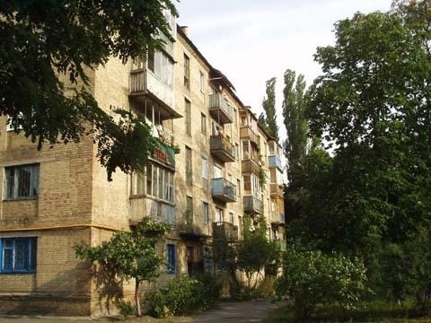 Киев, Перова бул., 3