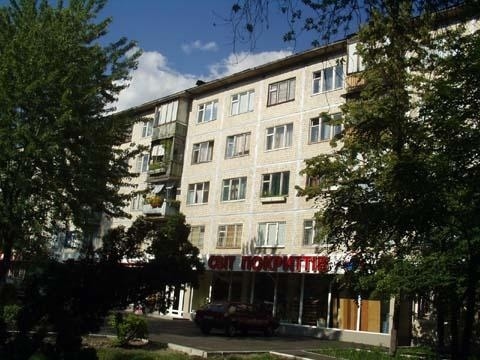 Киев, Перова бул., 4