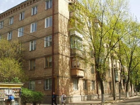Киев, Ивана Светличного ул., 2