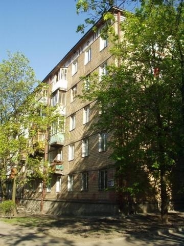 Киев, Питерская ул., 14