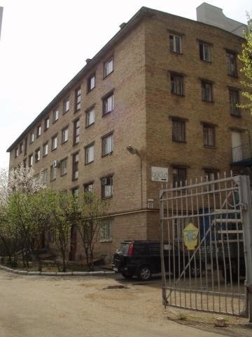 Киев, Платоновская ул., 18