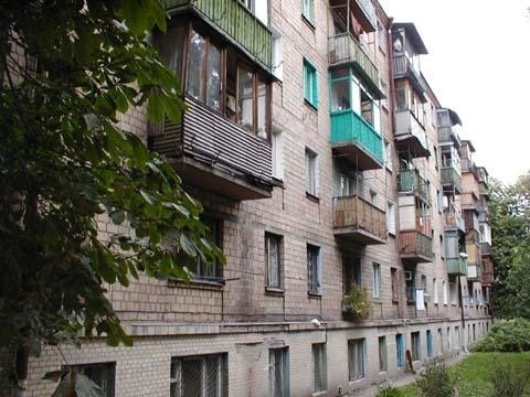 Киев, Ольжича ул., 14А