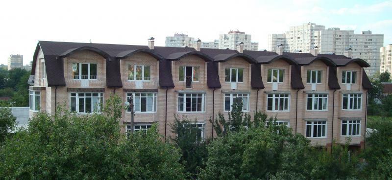 Киев, Осенняя ул., 66