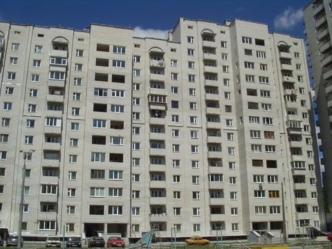 Продажа 4-комнатной квартиры 100 м², Олевская ул., 3Б