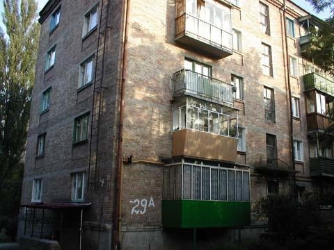 Київ, Олент Теліги вул., 29А