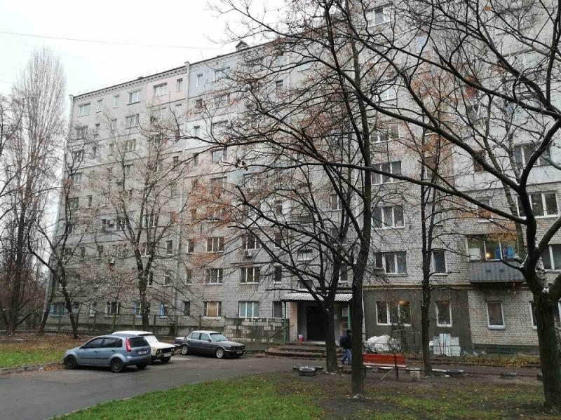 Київ, Олени Теліги вул., 53