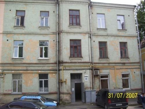 Киев, Олеся Гончара ул., 28Б