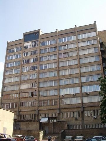 Київ, Олеся Гончара вул., 96