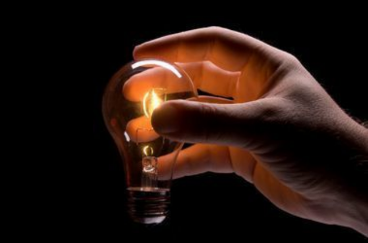 Бизнесменам предложат платить за электричество авансом