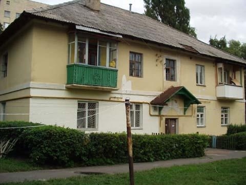 Киев, Орловская ул., 2/7