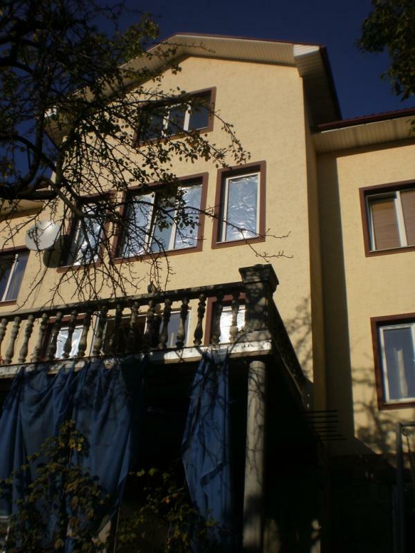 Киев, Отто Шмидта ул., 7