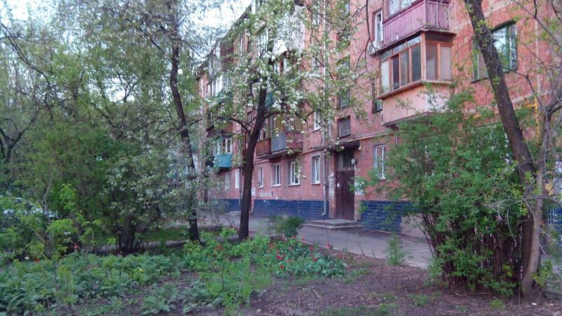 Київ, Михайла Донця вул., 27А