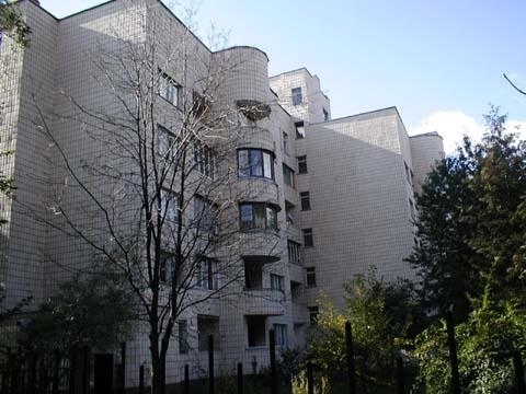 Київ, Котельникова вул., 32/11