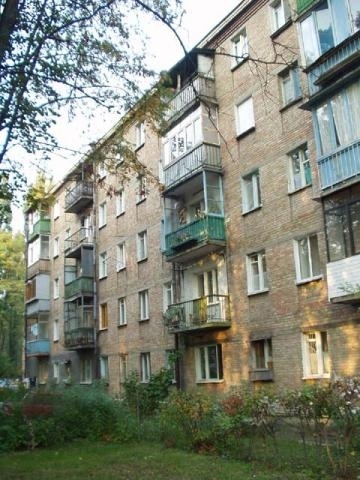 Киев, Муромская ул., 9