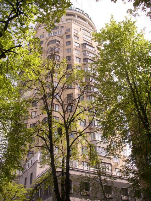 Киев, Нестеровский пер., 6