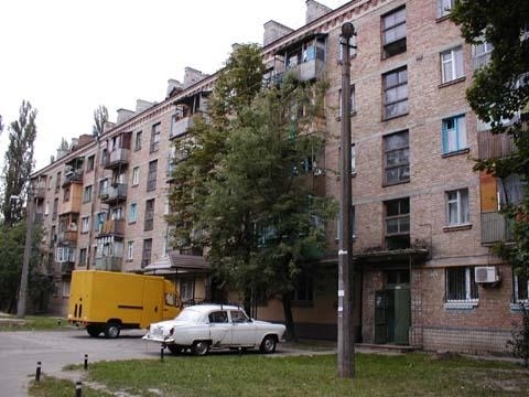 Киев, Елены Телиги ул., 39Б