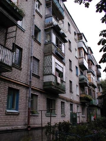 Київ, Олент Теліги вул., 37В