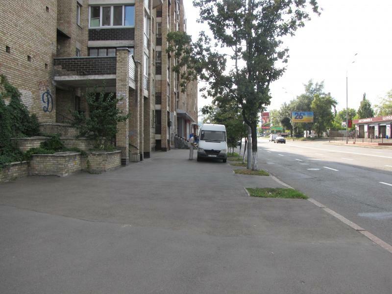 Киев, Оболонская ул., 47