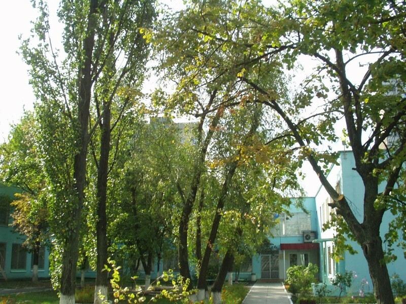 Київ, Озерна вул., 18А