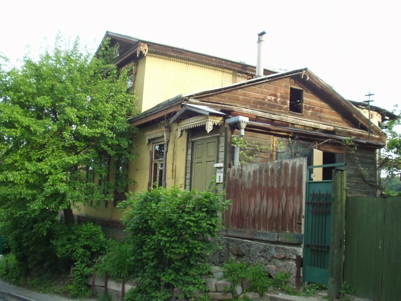 Київ, Олегівська вул., 9