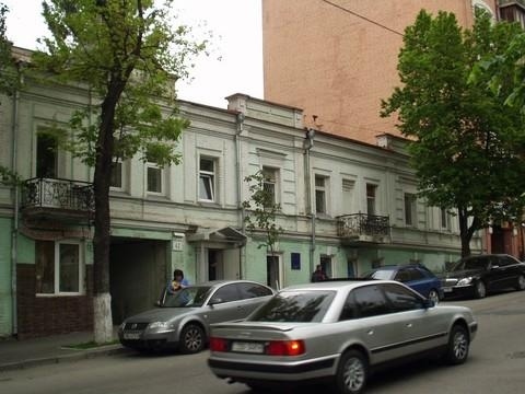 Киев, Олеся Гончара ул., 42