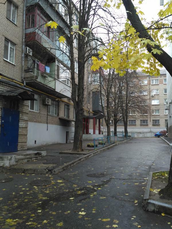 Днепр, Паторжинского ул., 11