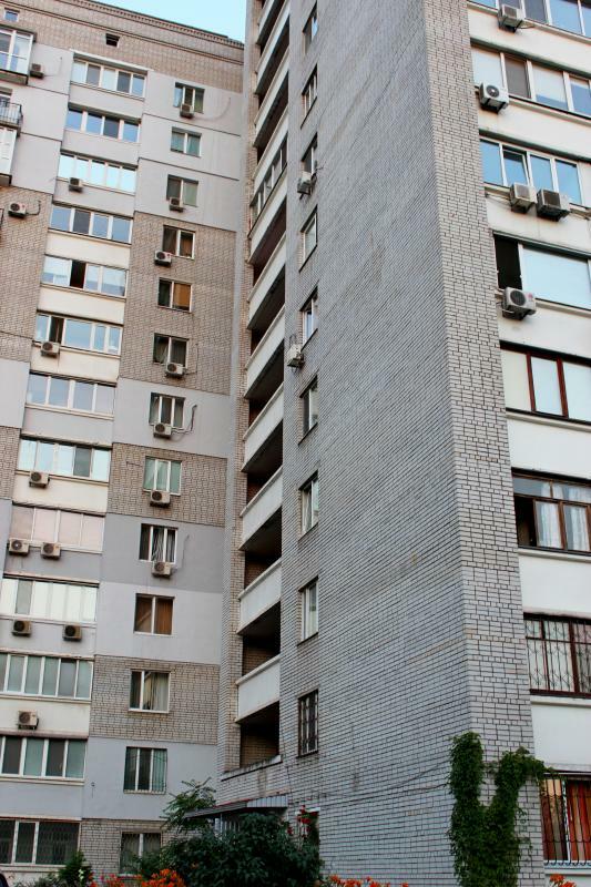 Оренда 3-кімнатної квартири 70 м², Робітнича вул., 148