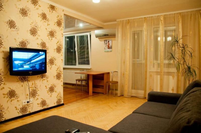 Аренда 2-комнатной квартиры 54 м², 23-го Августа ул., 26