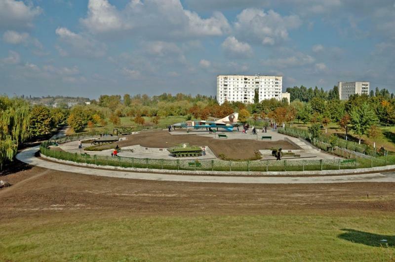 Полтавська обл., Кременчуцький район, м. Кременчук, Мира вул., 37