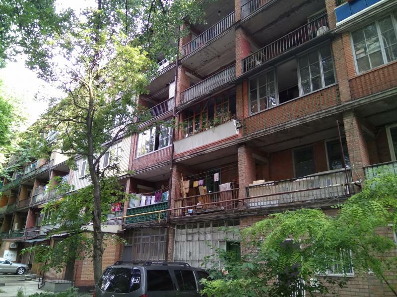 Продаж 2-кімнатної квартири 43 м², Тітова вул., 12