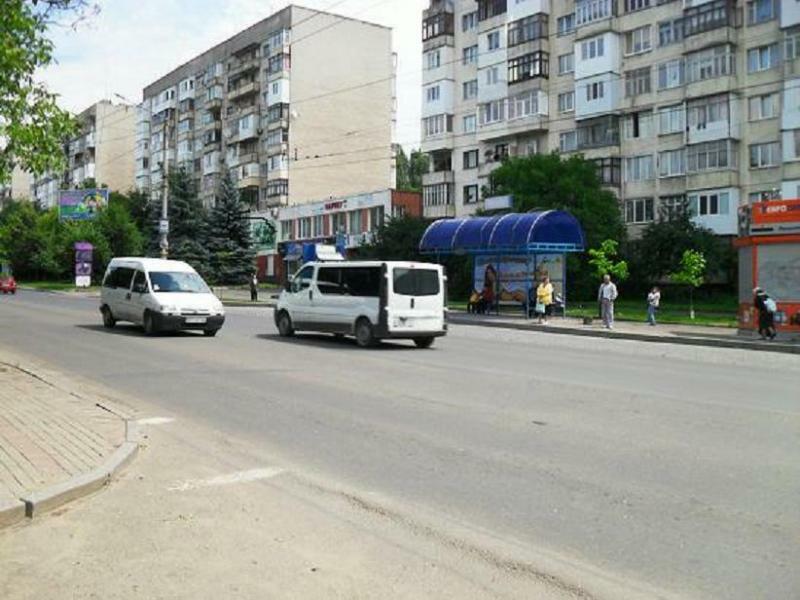 Черновцы, Героев Майдана ул., 63
