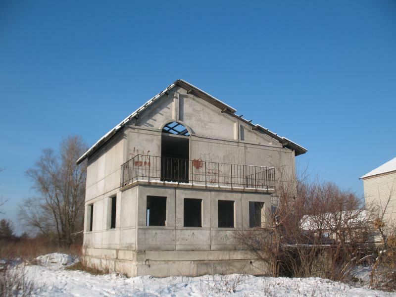 Полтавская обл., Кременчугский район, с. Каменные Потоки, Гагарина ул., 23