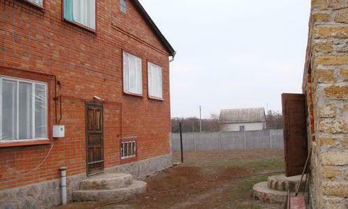 Полтавская обл., Кобелякский район, пгт Белики, Баричева ул., 13