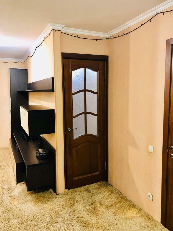 Оренда 3-кімнатної квартири 58 м², Олександра Поля просп., 98