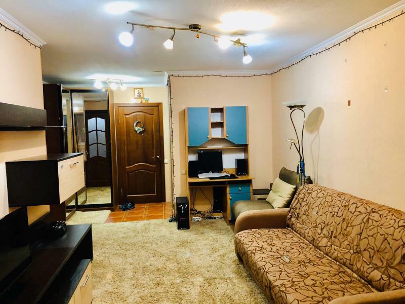 Оренда 3-кімнатної квартири 58 м², Олександра Поля просп., 98