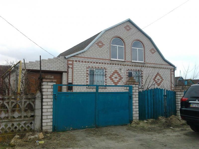 Херсонская обл., Голопристанский район, г. Голая Пристань, 1-го Мая ул., 39