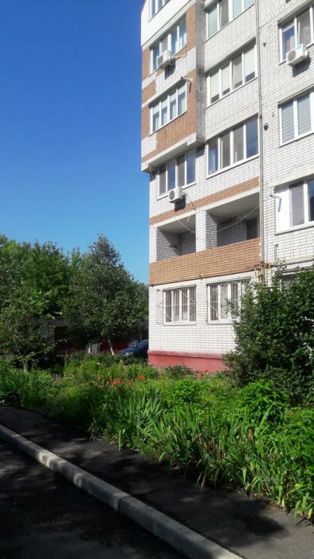 Продаж 3-кімнатної квартири 96 м², Богданова вул., 32К