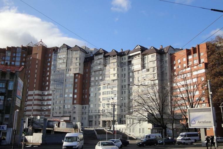 Продажа 4-комнатной квартиры 154 м², Староказацкая ул., 63