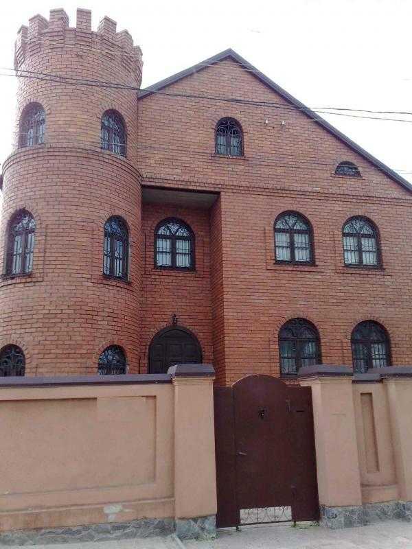 Днепр, Базавлукский пер., 24